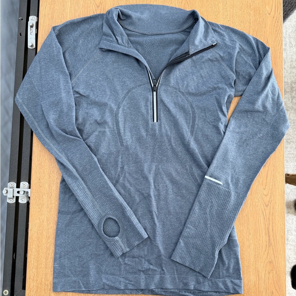 lululemon athletica Women's Heathered Slate Gray Quarter-Zip Pullover